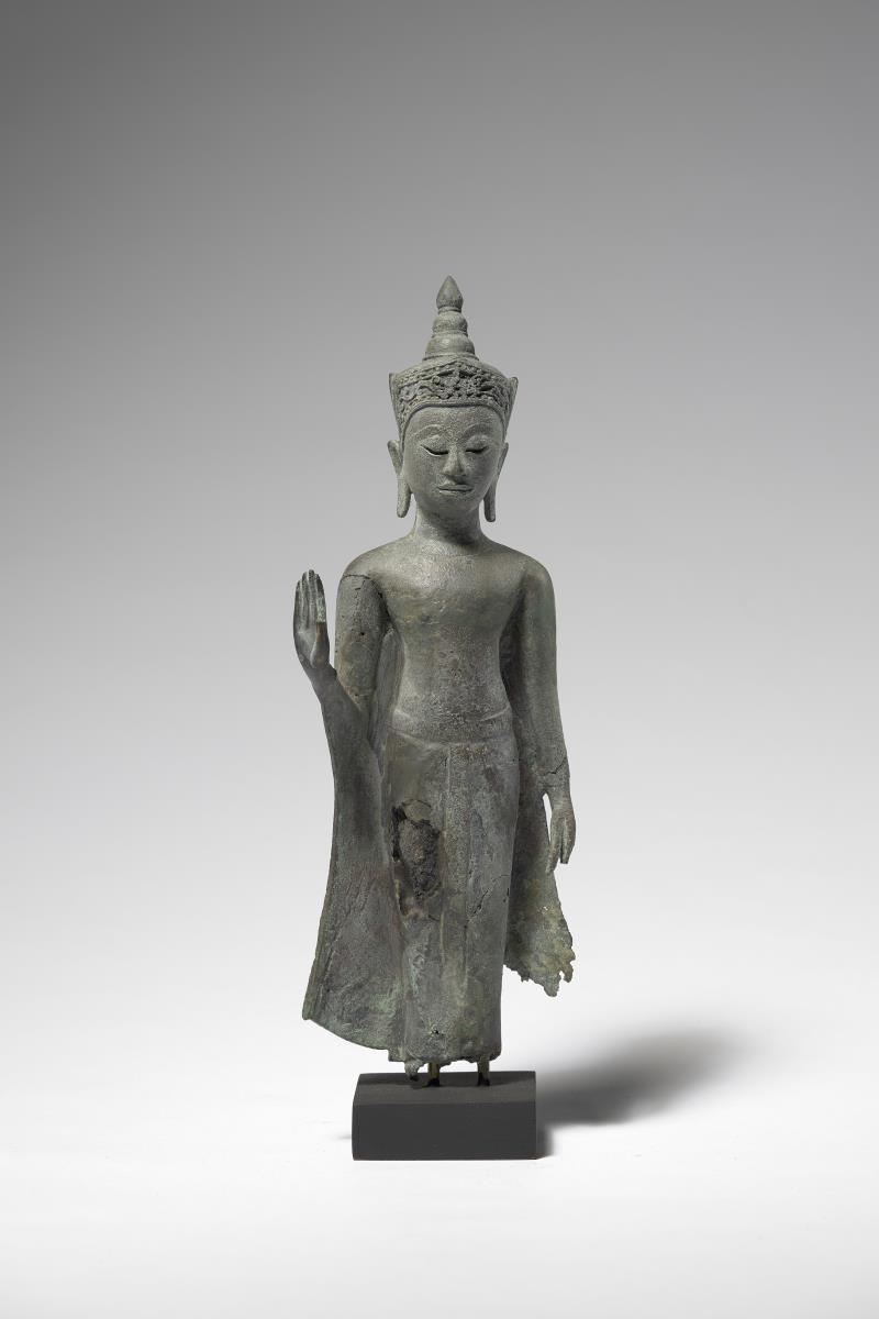 Stehender Buddha