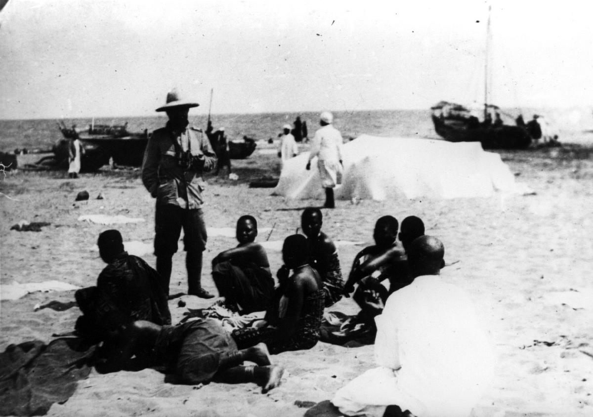 Am Strande des Tanganika