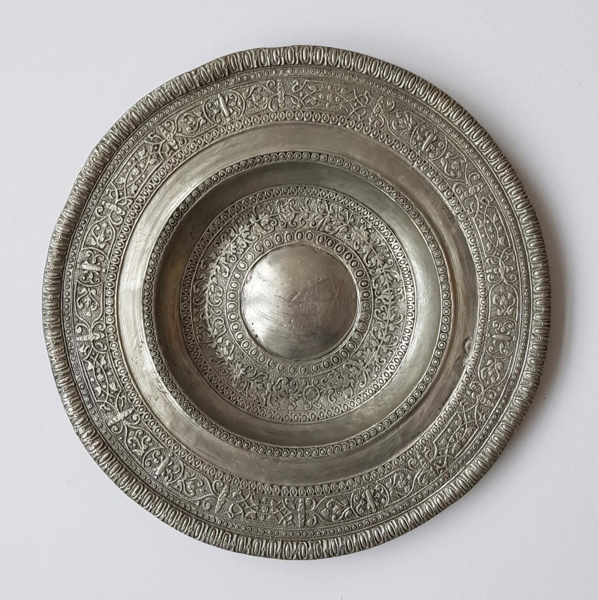 Kleine Ornamentschüssel