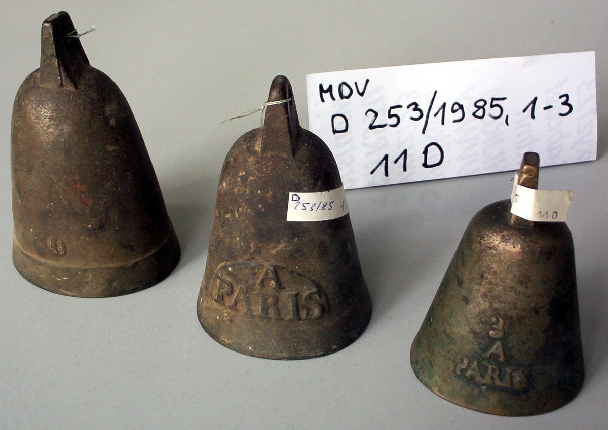 D (11 D) 253/1985,1-3
