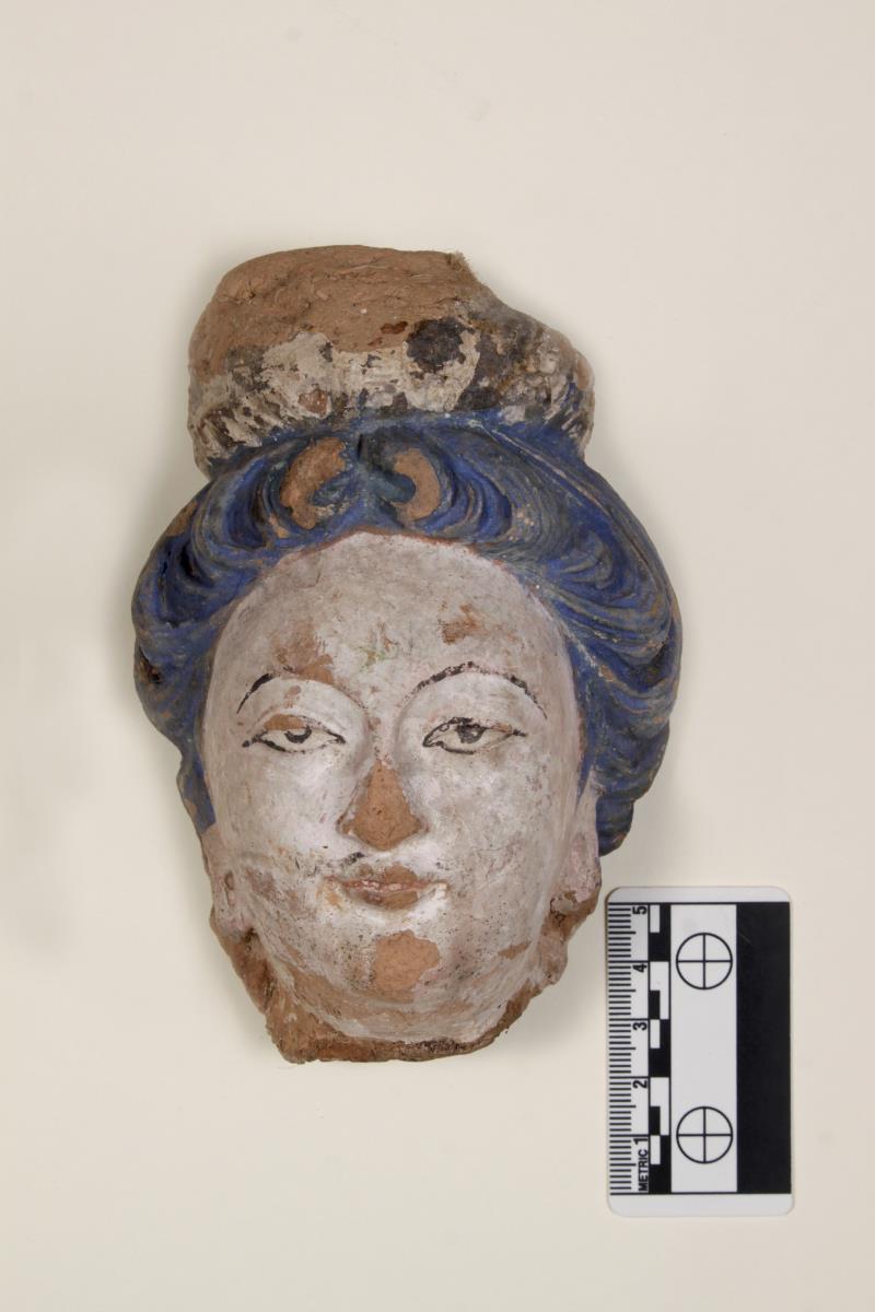 Bodhisattva-Kopf mit blauem Haar