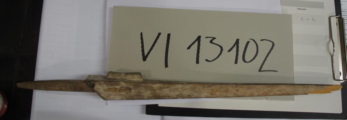 VI 13102 c