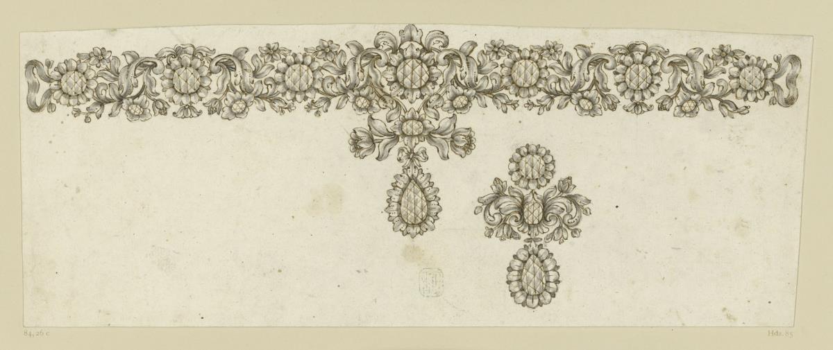 Goldschmiedeentwurf, Halsband aus Blumenranken, mit zwei Anhängern
