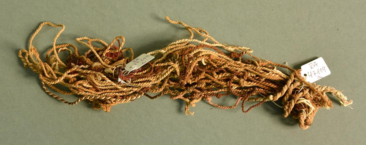 V A 47119 a,b