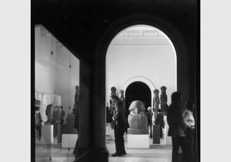 Aufstellung des Ägyptischen Museums und der Papyrussammlung im Bode-Museum, Blick in den Saal des frühen Neuen Reiches, Raum 5