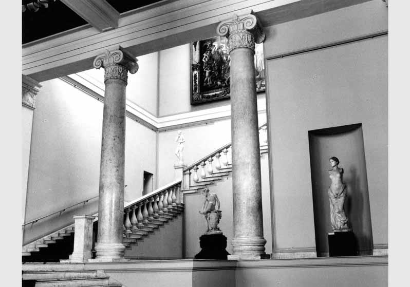 Blick in die Ausstellung der Nationalgalerie