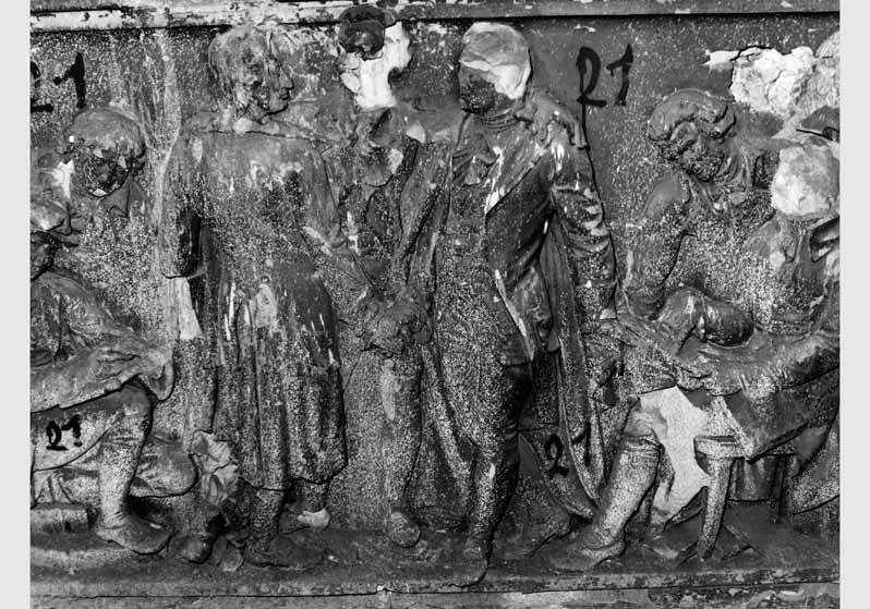 Blick auf den "Kulturgeschichtlichen Fries" von Otto Geyer im Treppenhaus der Nationalgalerie