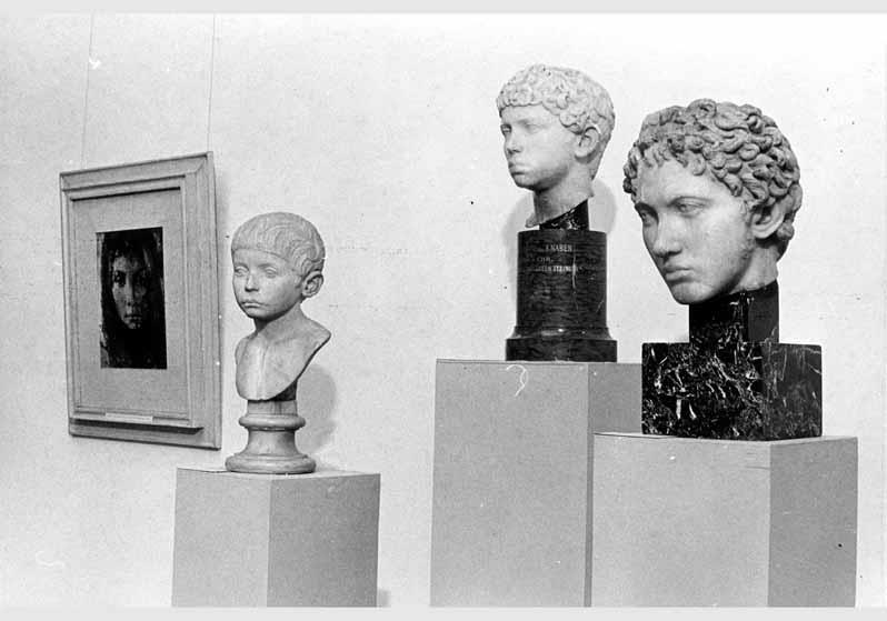 Blick in die Ausstellung "Juventus - Jugend in drei Jahrtausenden der Kunst" vom 05. Juli 1973 - 21. Okt. 1973 in der Nationalgalerie