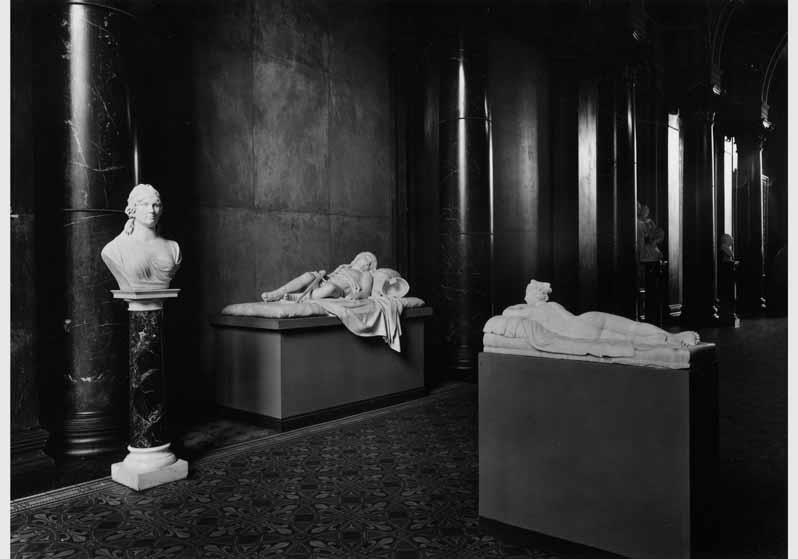 Blick in die Ausstellung der Nationalgalerie, Querhalle