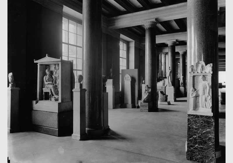 Aufstellung der Antikensammlung im Alten Museum, Nordostsaal, Griechische Kunst des IV. Jahrhunderts