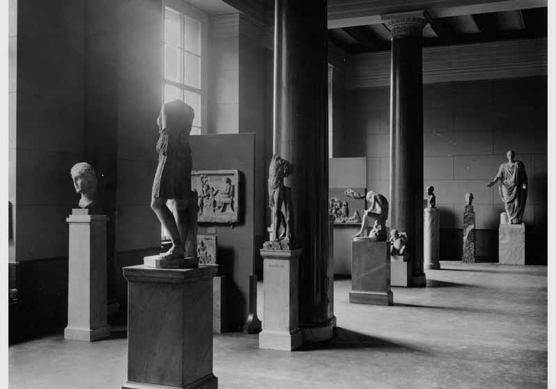 Aufstellung der Antikensammlung im Alten Museum