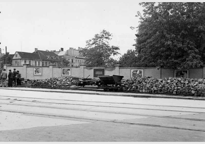 Blick vom Alten Museum auf den Kupfergraben