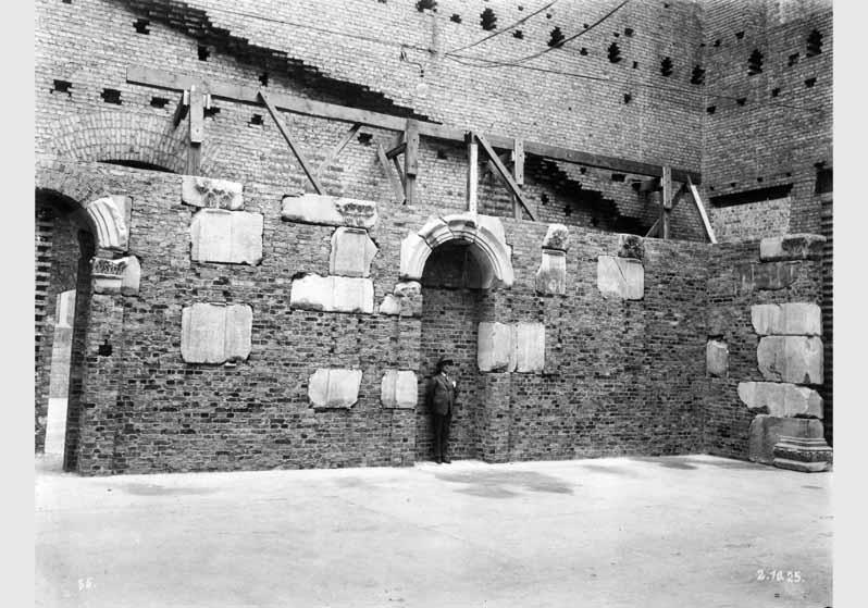 Aufbau des Markttores von Milet im Pergamonmuseum