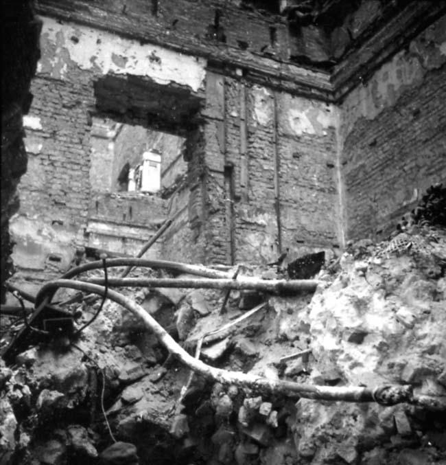 Blick in das zerstörte Berliner Stadtschloss