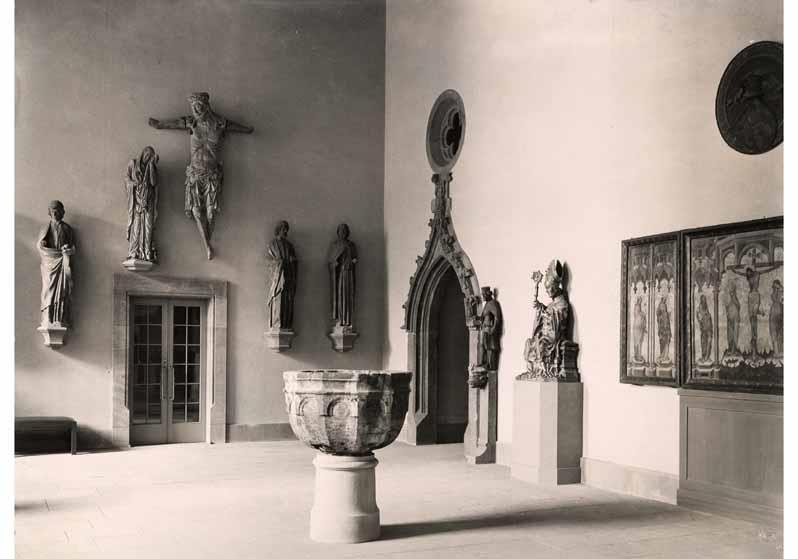 Aufstellung des Deutschen Museums im Pergamonmuseum, Raum 05, Saal der Altäre