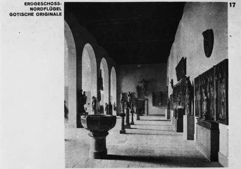 Aufstellung des Deutschen Museums im Pergamonmuseum, Raum 05, Saal der Altäre
