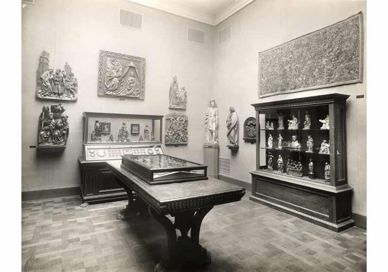 Aufstellung des Deutschen Museums im Pergamonmuseum, Raum 35, Sammlung James Simon
