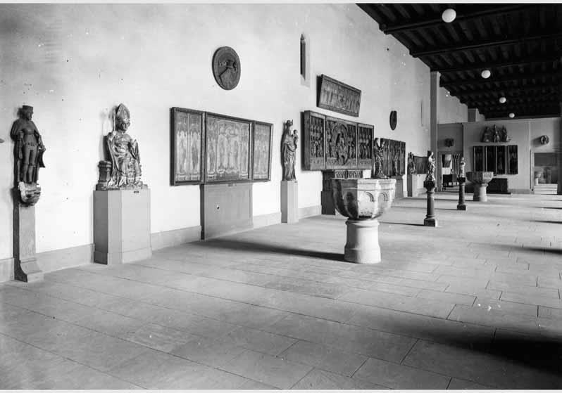 Aufstellung des Deutschen Museums im Pergamonmuseum, Raum 05, Saal der Altäre