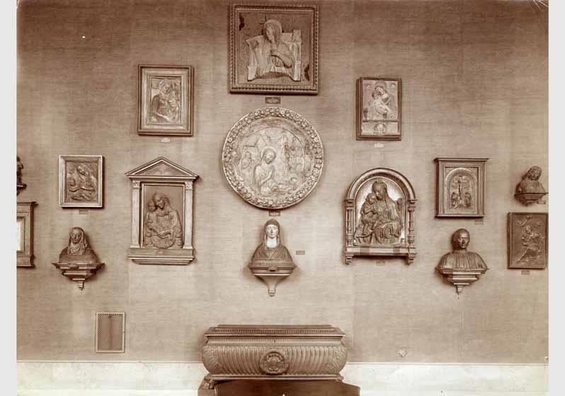 Aufstellung der Gemäldegalerie und der Skulpturensammlung im Kaiser-Friedrich-Museum, Raum 19, Italienische Bildwerke des 15. Jh.