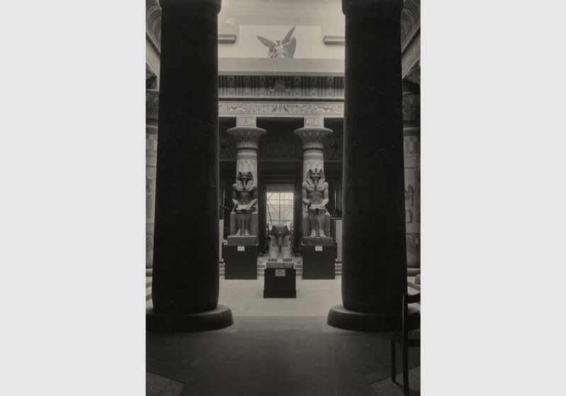 Blick in den Ägyptischen Hof im Neuen Museum