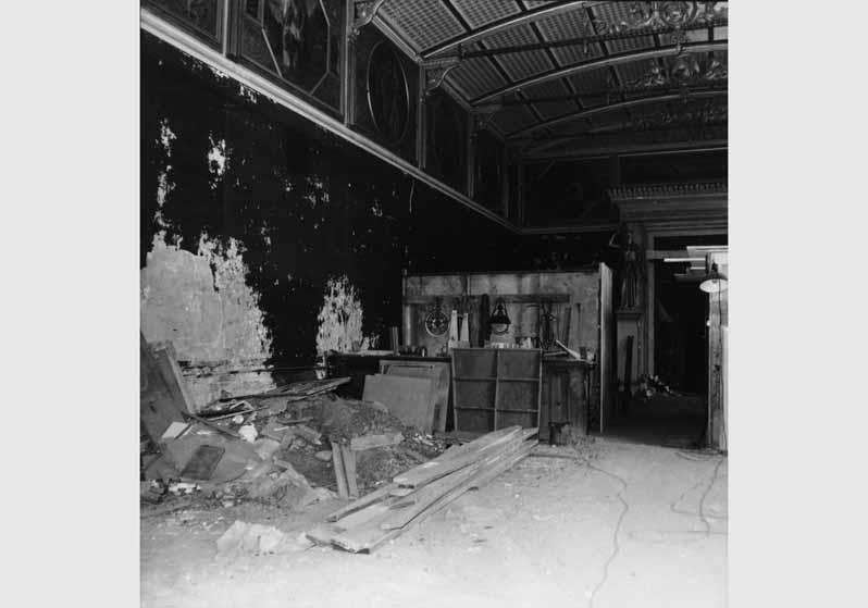 Blick in den zerstörten Niobidensaal im Neuen Museum
