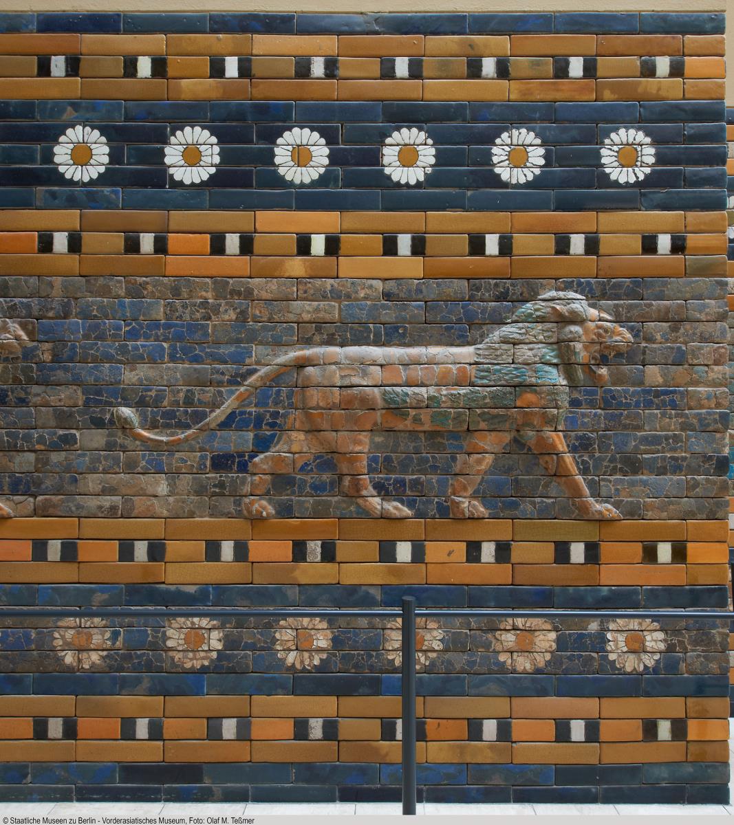 Schreitender Löwe von der Prozessionsstraße (Detail)