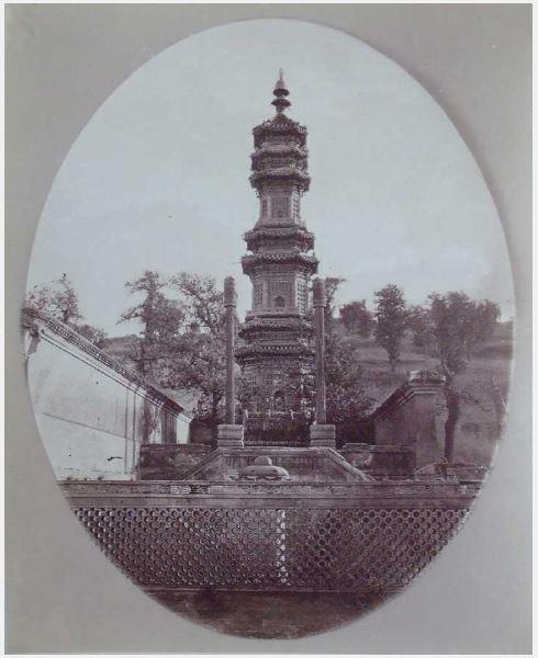Porzellanpagode im Sommerpalast