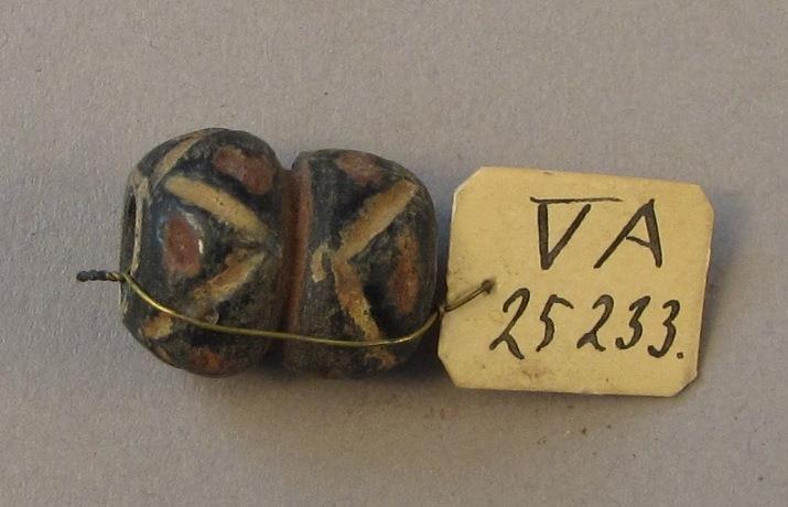 V A 25233