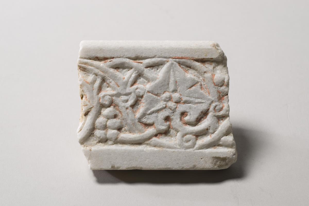 I. 1363 b