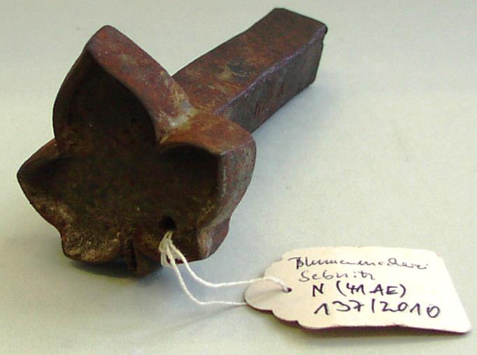 62 A