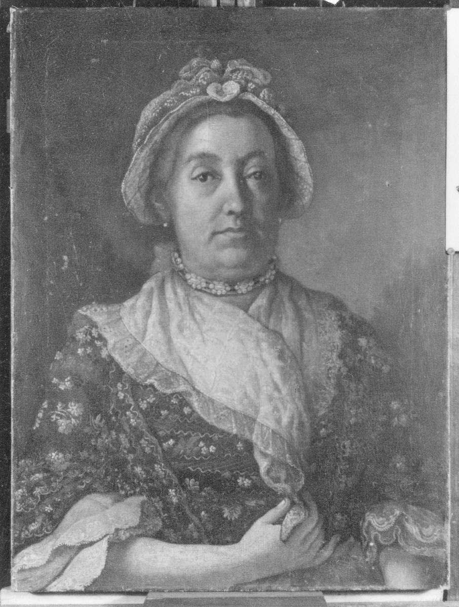 Porträt einer Frau mit Haube, Florband und Schultertuch