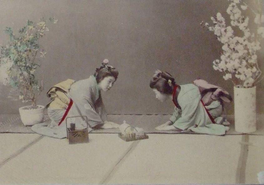 Japanerinnen: Begrüßung