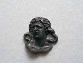 Modellstück in Form eines Medusenhauptes