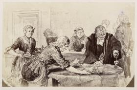 Frühstückspause. Die Mägde decken den Tisch, Adam schenkt ein. Links geht der Gerichtrat ungeduldig auf und ab, zu Heinrich von Kleist "Der zerbrochene Krug"