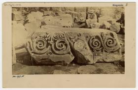 Magnesia am Mäander, Artemision, Antenkapitell