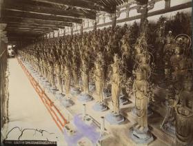 Innenansicht der Sanjûsangen-dô