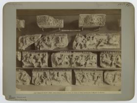 Magnesia am Mäander, Artemision, Fries und Sima (Aufstellung in Paris, Musée du Louvre)