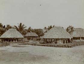 "Partie aus Gataivai, Südküste v. Savaii, Samoa."
