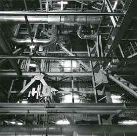 Phantastische "Industrie-Landschaft" (Kessel eines Kohlekraftwerks)