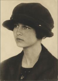 Porträt Hilde Ehrhardt
