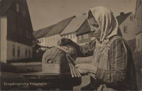 Erzgebirgische Klöpplerin