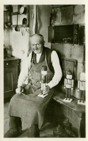 Alter Seiffener Nußknackerhersteller Wilhelm Füchtner, 1844 - 1923