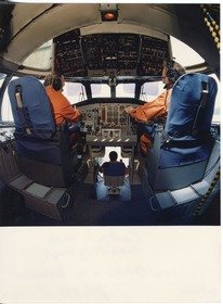 Dornier Flugzeugbau, Atlantik-Seeaufklärer "Brequet", drei Piloten im Cockpit eines "Brequet"