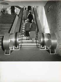 Rheinstahl Eggers-Kehrhahn GmbH, Rolltreppe  im U-Bahnhof Niedernstraße