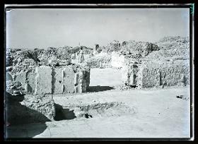 al-Dschausaq al-Chaqani, Thronsäle, Südwand des Hauptflügels