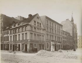 Berlin, Bischofstraße Ecke Neuer Markt
