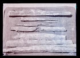 Marmor, Gips und Holz: Holzfragmente