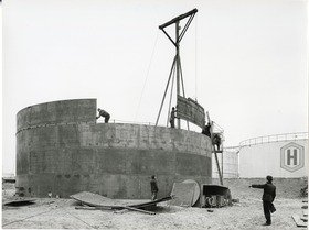 Rheinstahl Eggers-Kehrhahn GmbH, Stahltank im Bau