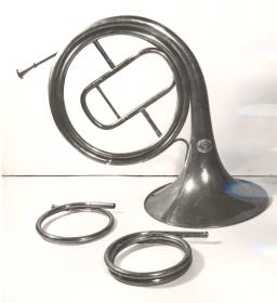 Inventionshorn in F
