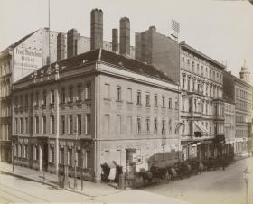 Berlin, Leipziger Straße 19 Ecke Mauerstraße, das ehemalige Militärkabinett